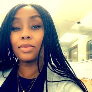 Meet your Posher, Stephanie